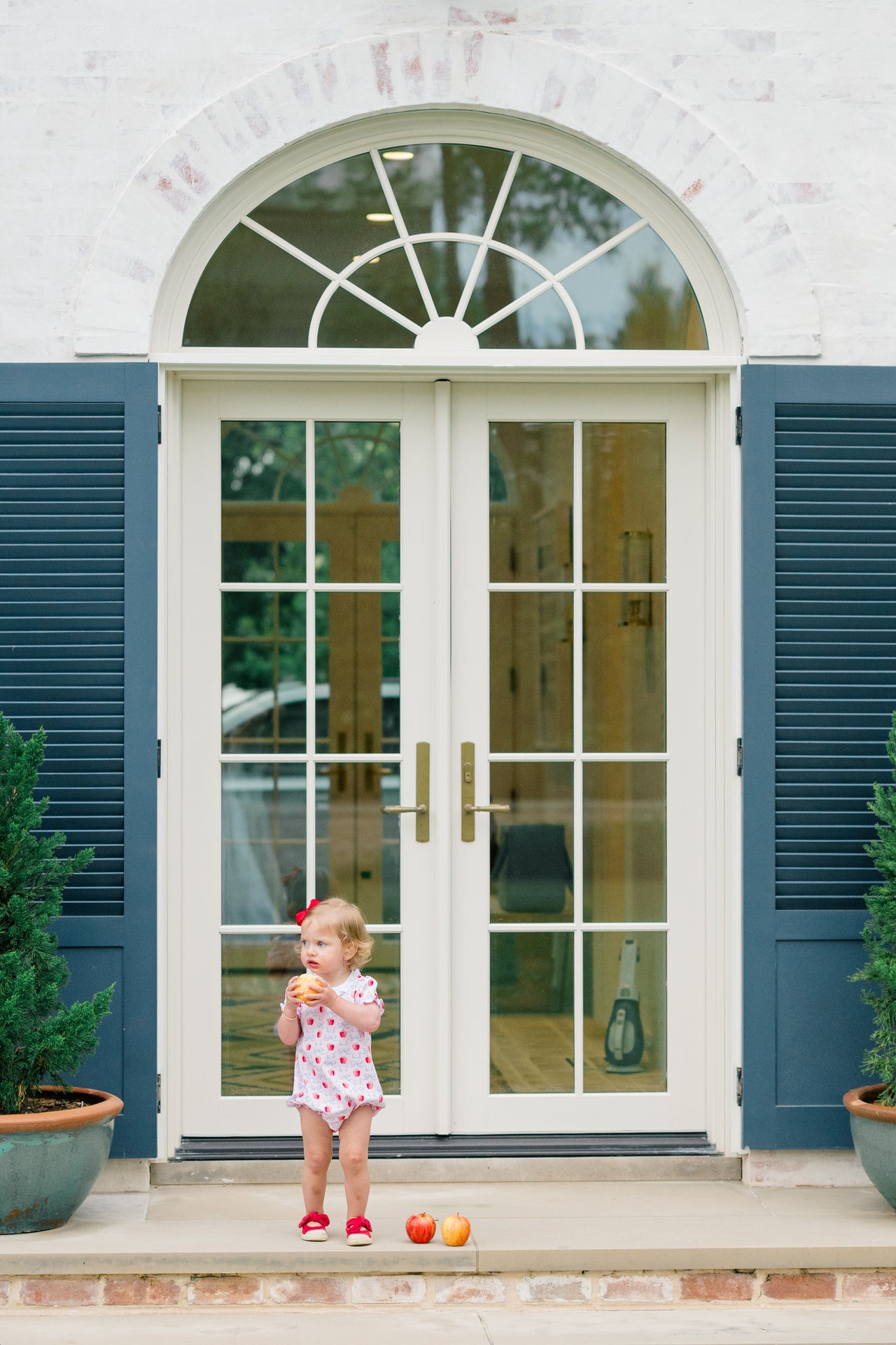 Apple Blossom Girl Bubble